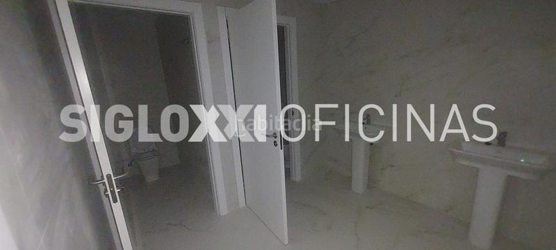 Foto 4822ab93-ad75-491f-9913-e0cf63dbe4f1. Rent office space with parking in El Gall Esplugues de Llobregat