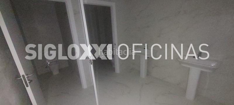 Foto a8360548-882e-43e4-80ae-2c67c033507b. Rent office space with parking in El Gall Esplugues de Llobregat