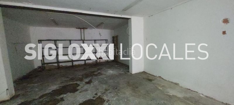 Foto 4b89b540-54ed-4e83-9de6-3613678f6050. Local comercial a Prosperitat Barcelona