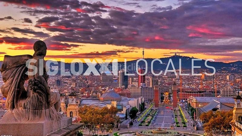Foto f454df22-d265-4e7c-800e-f681c0e30afa. Local comercial a Prosperitat Barcelona