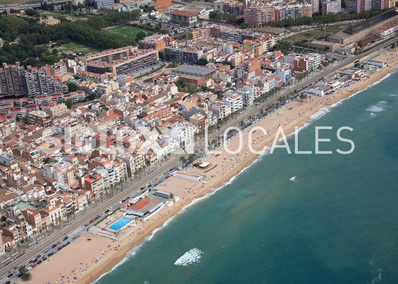 Foto fcfc43da-51d0-4ba2-a952-04350706571f. Local comercial a Prosperitat Barcelona
