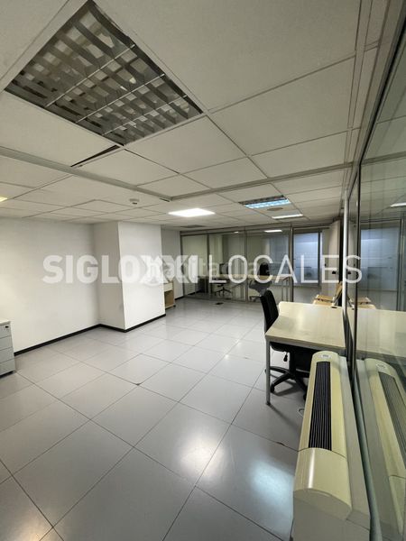 Foto 52a9cd66-839e-41a3-809b-5385c9e19a5b. Local comercial en Fort Pienc Barcelona