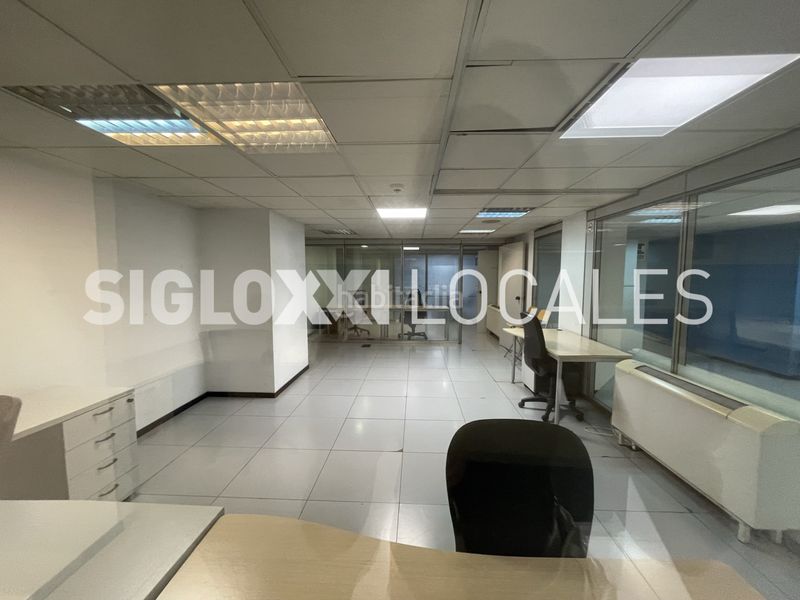 Foto f61b6649-97f8-4219-8617-995982bd905f. Local comercial en Fort Pienc Barcelona