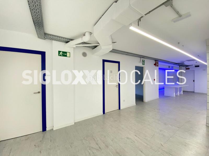 Foto 4176116e-e811-41c4-9c6a-f8219c702e2f. Rent business premise in Sagrada Família Barcelona