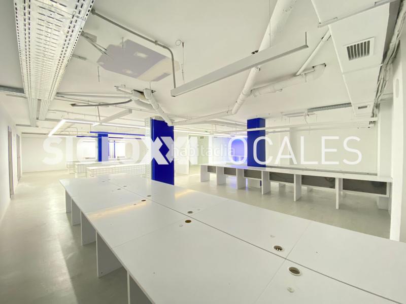 Foto 99f6bbfa-d4f3-4c0a-9c53-a6da2e3f6960. Rent business premise in Sagrada Família Barcelona