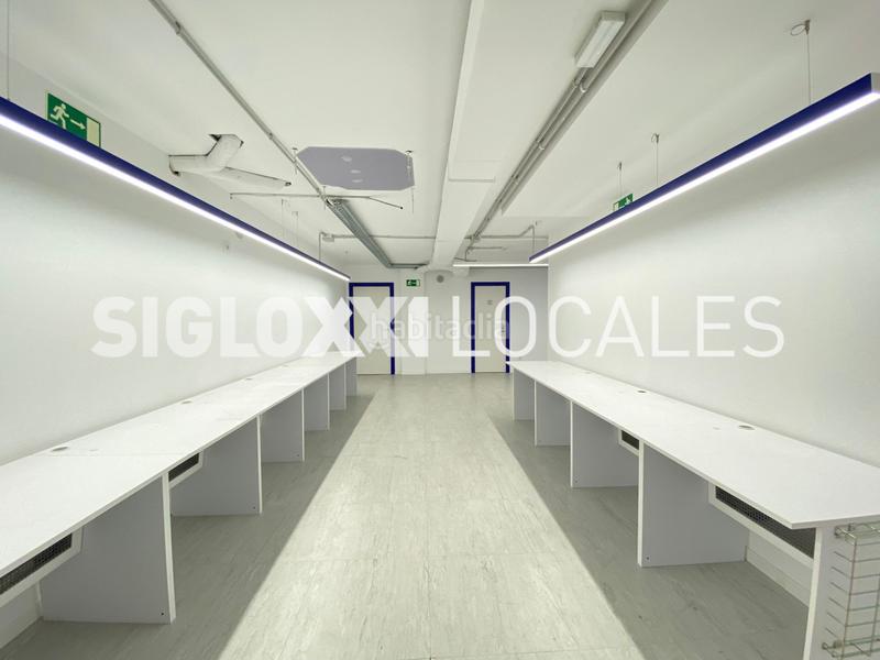 Foto 5c78ead5-a3d9-4012-87d7-7eaeb9ec4ce5. Lloguer local comercial a Sagrada Família Barcelona