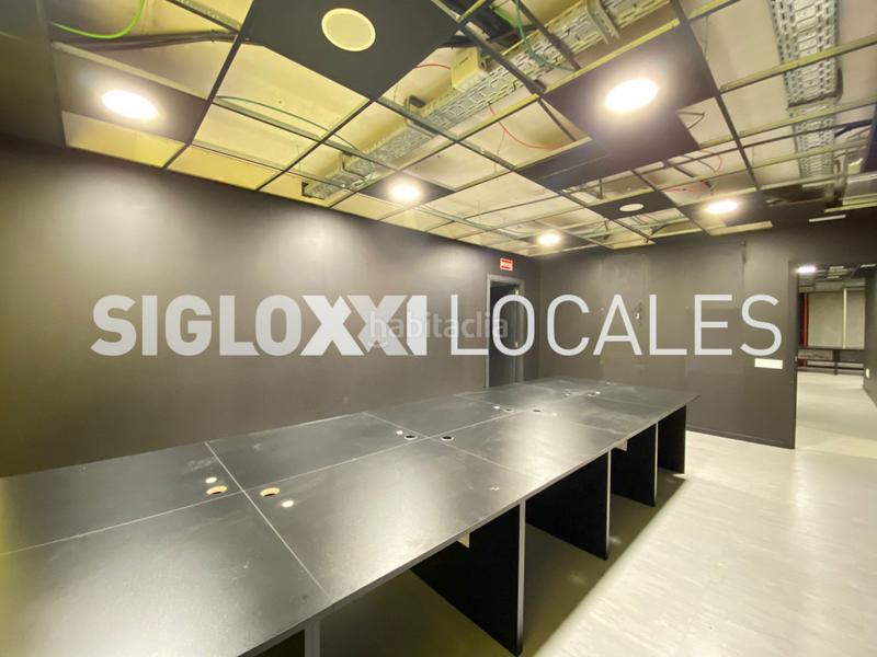 Foto b12fc75d-11ad-4290-b720-359367c96f49. Lloguer local comercial a Sagrada Família Barcelona