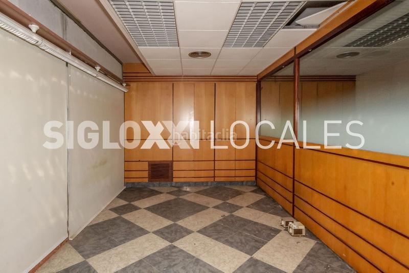 Foto f9ed9ae6-de56-485a-bbf3-fadfac0f6464. Local commercial dans El Clot Barcelona