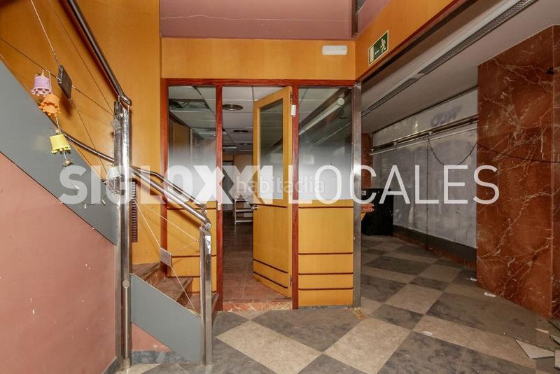 Foto 05ba7fa1-1f38-467c-b510-9c0bc1a74480. Rent business premise in El Clot Barcelona