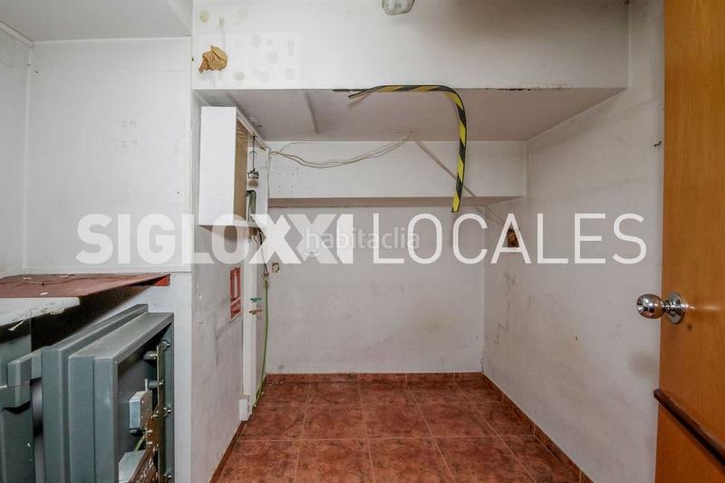 Foto 5e606b22-2589-400b-a861-b66d4eff0840. Rent business premise in El Clot Barcelona