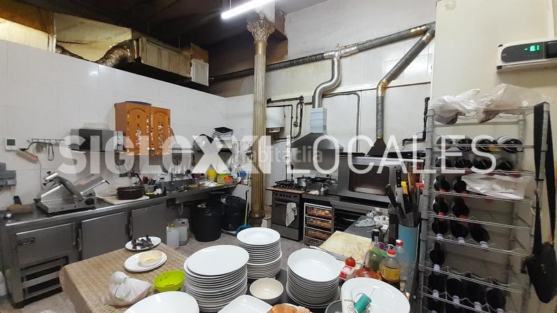 Foto 5668d983-88bf-45e0-9fc4-770db79dfc2e. Traspaso local comercial en Vila de Gràcia Barcelona