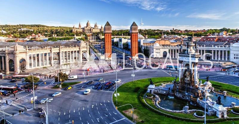 Foto 626ba2d8-35b8-44fc-853a-1b093aa28183. Local comercial a Sants Barcelona