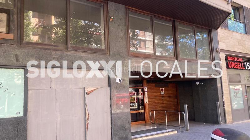Foto ef4d04eb-65a2-42f5-b14d-fafd035f21a7. Local comercial en L´Antiga Esquerra de l´Eixample Barcelona