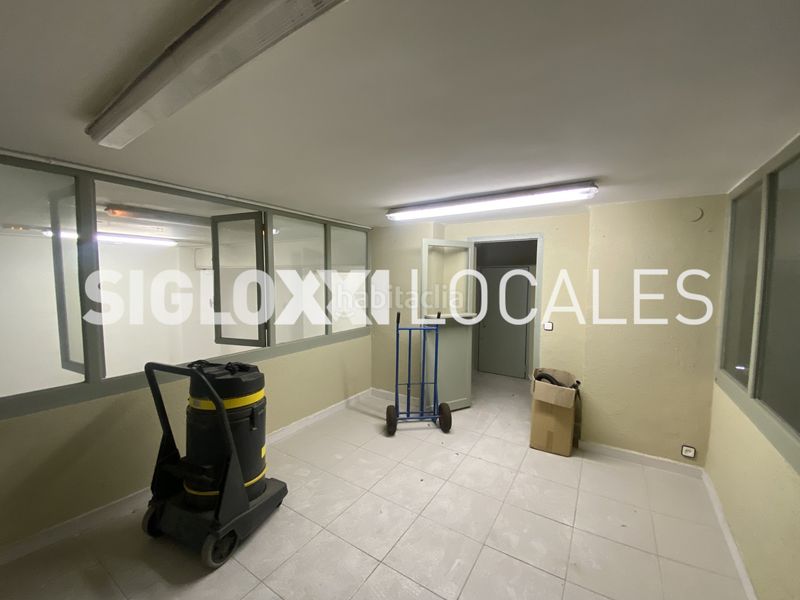 Foto 6b5147ce-d1ae-4fa2-9bc8-32af1ae28b15. Local comercial a Carmel Barcelona