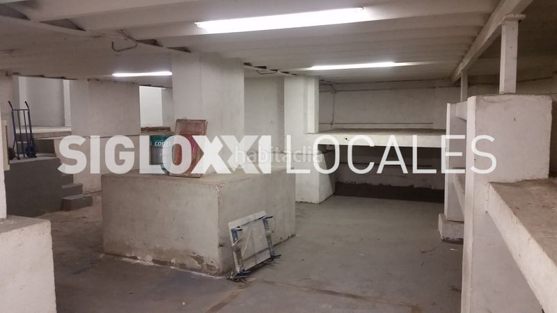 Foto e205bb98-af39-4206-aff5-2b388a9028ab. Local comercial a Carmel Barcelona