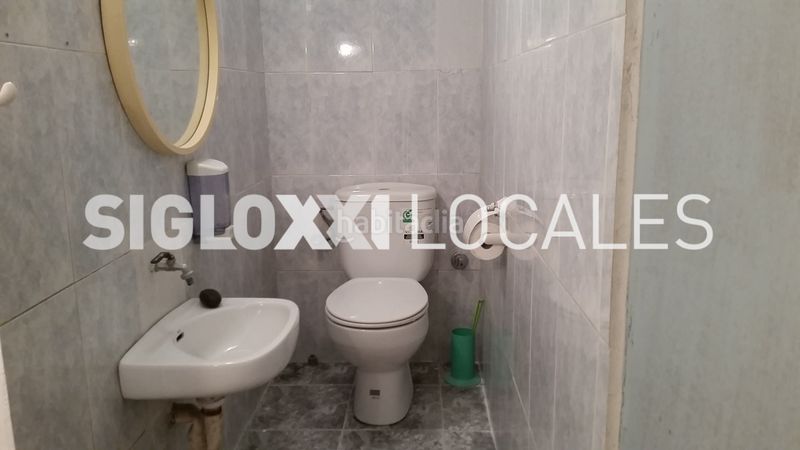 Foto f70a125e-914c-484e-ae9b-45a143e16ea0. Local comercial a Carmel Barcelona