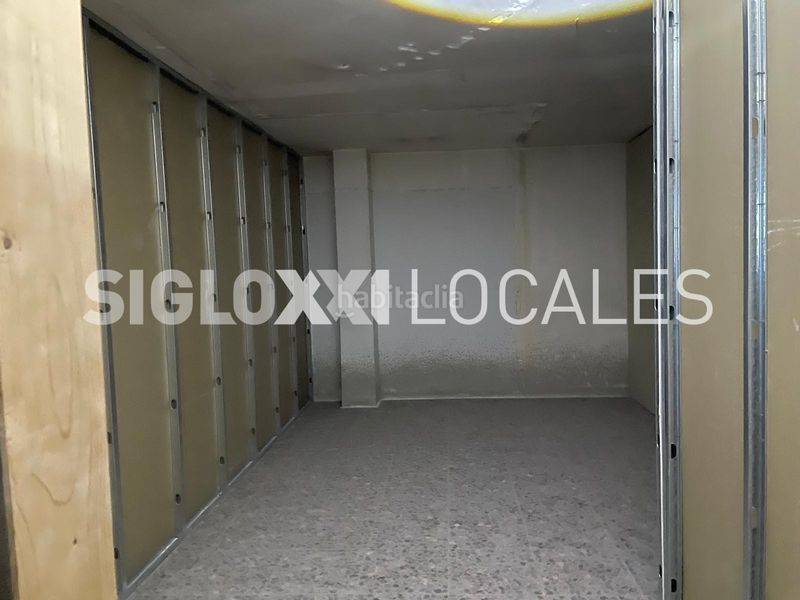 Foto c8c3eb72-8828-4f1d-ab1e-09d9b43d579e. Local comercial a El Camp d´en Grassot i Gràcia Nova Barcelona