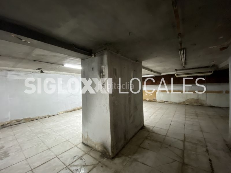 Foto cef0b35d-0f2b-4aef-bf1c-bcf5e0f0750e. Local comercial a Porta Barcelona