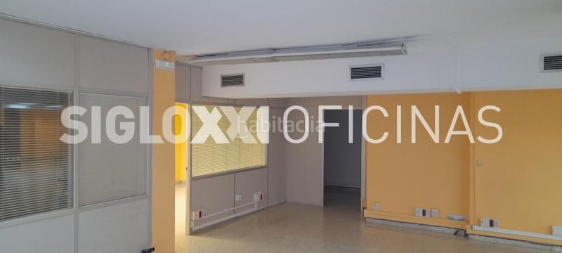 Foto a49cae6d-fbb8-4fce-9e9d-61b53a6b2183. Alquiler oficina en Sant Josep Hospitalet de Llobregat (L´)