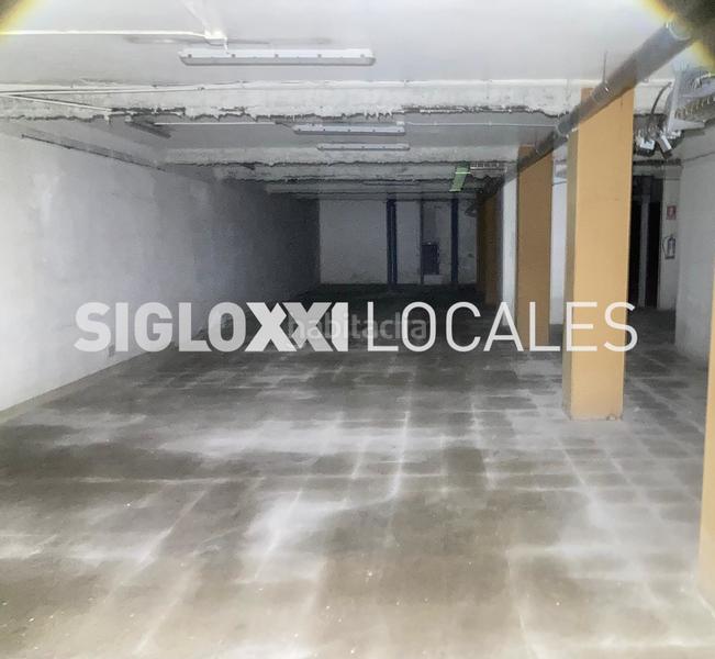 Foto 433d08e8-3a78-470b-ac95-cbf38c36f67b. Local comercial en La Nova Esquerra de l´Eixample Barcelona