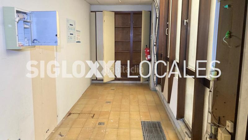 Foto ac1eeceb-a5d0-4c51-961c-3dd6795d24bc. Local comercial en La Nova Esquerra de l´Eixample Barcelona