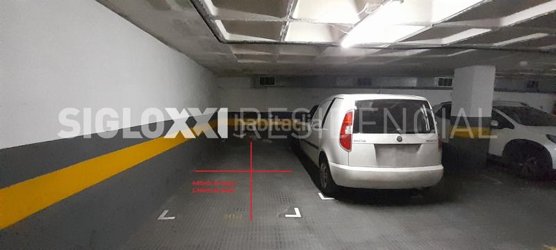 Foto fddc9fd0-d093-401b-b52b-b76ca26a8130. Alquiler parking coche en La Nova Esquerra de l´Eixample Barcelona