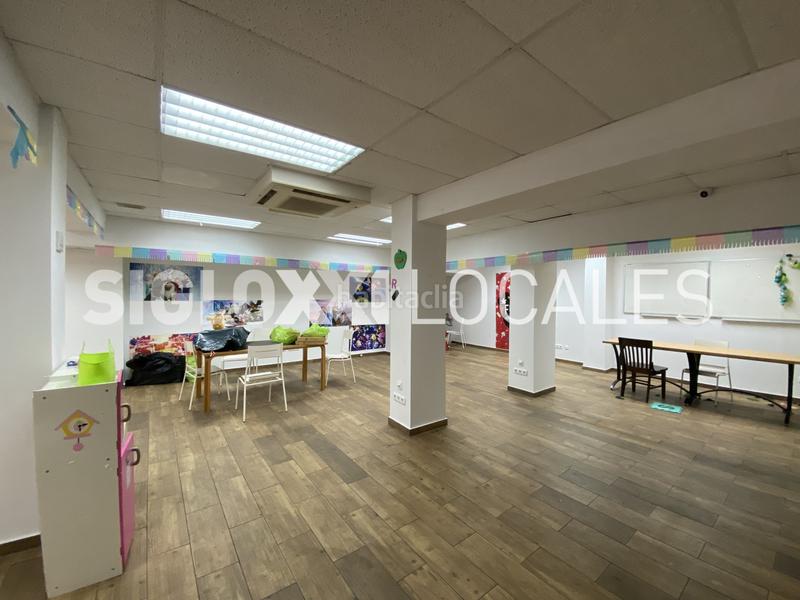 Foto 8cf2d693-c8f1-43ea-933b-10d8c5ff0901. Local comercial a L´Antiga Esquerra de l´Eixample Barcelona