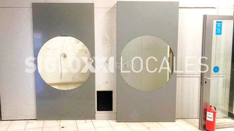 Foto b8866482-f45b-443a-82f0-b215cc77d3e3. Alquiler local comercial en Verdum Barcelona