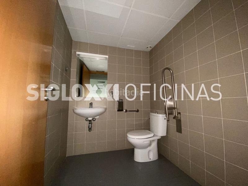 Foto 75b4fd83-89c5-4001-b288-6f31262471af. Location bureau dans La Marina del Prat Vermell Barcelona