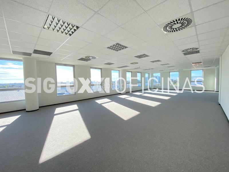 Foto 58ad4eda-cb45-4642-94f7-95f56e9fd6eb. Miete büro in La Marina del Prat Vermell Barcelona