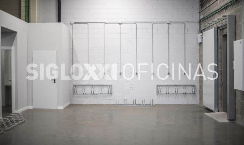 Foto e4c9f8ba-690d-4733-b748-21dd2084d987. Alquiler oficina en La Marina del Prat Vermell Barcelona