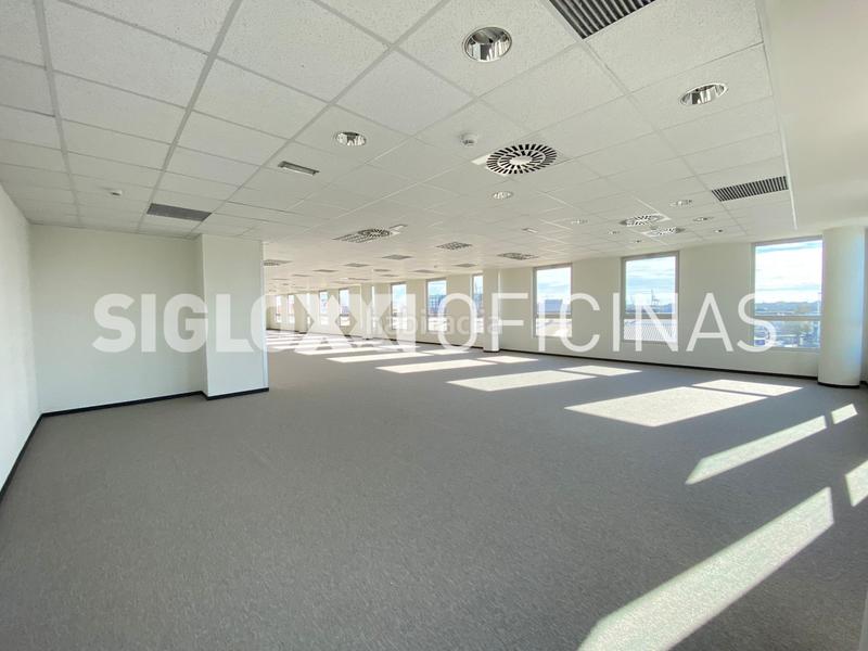 Foto c00a1ffe-b95b-4f74-a2f5-3f5205d39df2. Affitto ufficio in La Marina del Prat Vermell Barcelona