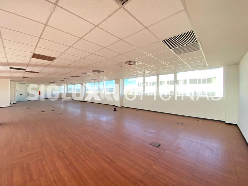 Foto 4161d31a-351c-4cb1-a519-65c9e067f5a4. Location bureau dans La Marina del Prat Vermell Barcelona