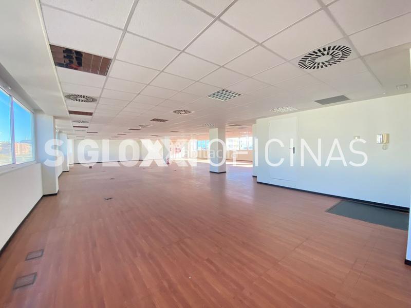 Foto 8611077e-13e6-48e4-8505-6f43f1635e5e. Miete büro in La Marina del Prat Vermell Barcelona