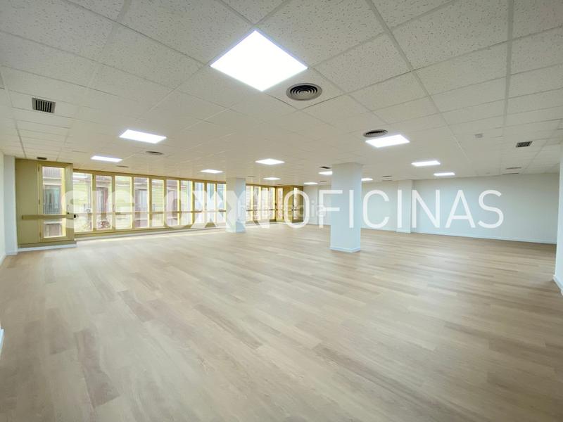 Foto af84859f-8a7d-44b8-8bcb-314a20e8bd36. Location bureau dans Dreta de l´Eixample Barcelona
