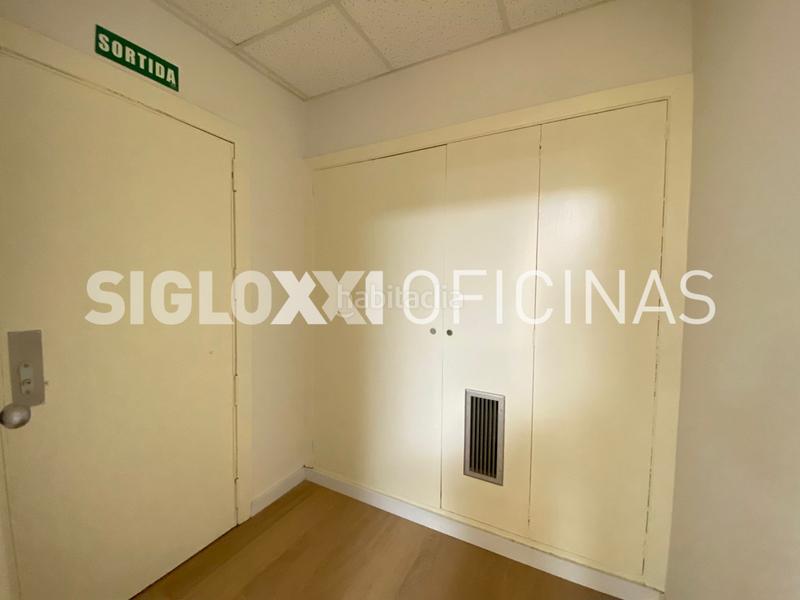 Foto f5b5d9ce-d2bd-459a-a82c-98ba8bbb0811. Location bureau dans Dreta de l´Eixample Barcelona