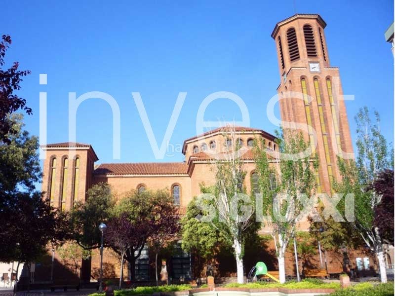 Foto 252034f9-b8dd-4d12-8ec8-00f8fc5d0adc. Office space with parking in Zona Industrial Prat de Llobregat (El)