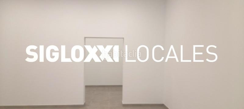 Foto a0c4d42e-35db-4228-aa8d-6d3cf1c96876. Local comercial en Sant Antoni Barcelona