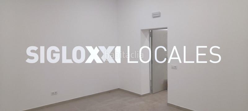 Foto fc8a9953-efa4-4332-bf74-706bb3702c8f. Local comercial en Sant Antoni Barcelona