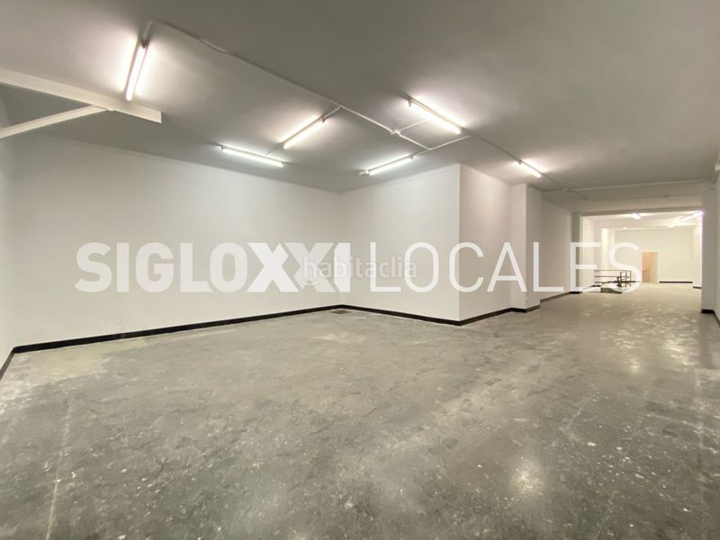 Foto 43720dde-d91e-4de0-8d4c-199478640884. Local comercial a Sant Antoni Barcelona