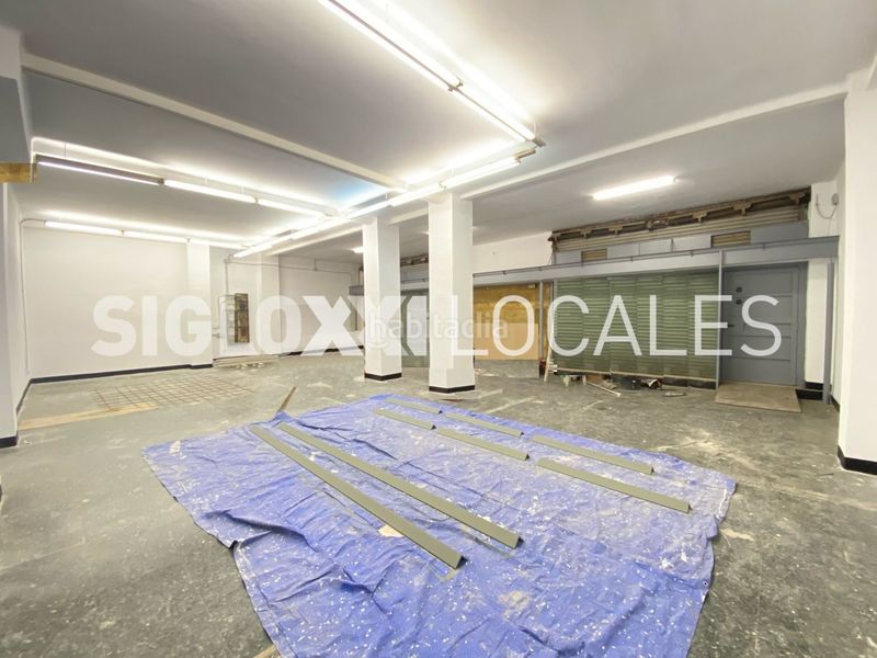Foto eb1ca11b-6c8e-418f-9c4e-26ade649ce55. Local comercial a Sant Antoni Barcelona