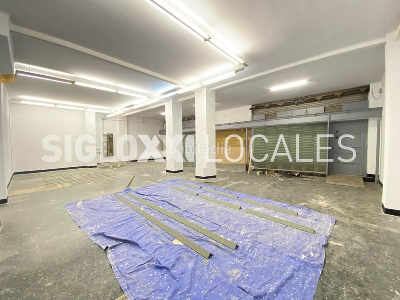Foto eb1ca11b-6c8e-418f-9c4e-26ade649ce55. Locale commerciale in Sant Antoni Barcelona