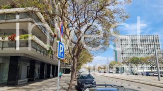 Local commercial  Eduard maristany