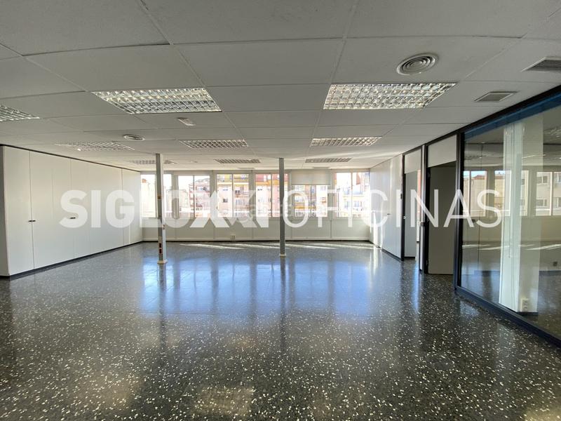 Foto 241987e7-0fe4-4f81-ac05-23e6a9564c67. Location bureau avec chauffage dans Barri de les Corts Barcelona