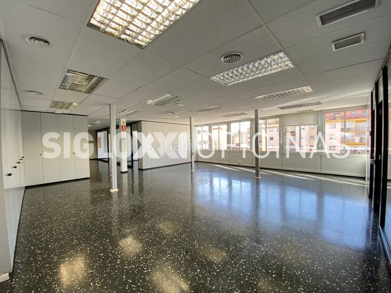 Foto 8ed81af0-4a69-47d5-9427-12cb4308e6fa. Location bureau avec chauffage dans Barri de les Corts Barcelona