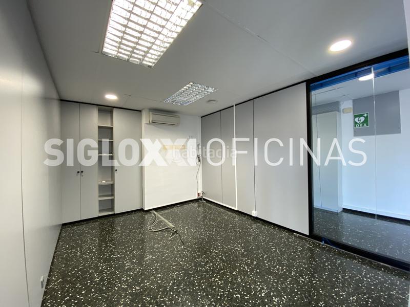 Foto d1bc1e0e-caca-4f75-b3ab-2b39246bd607. Alquiler oficina en Barri de les Corts Barcelona