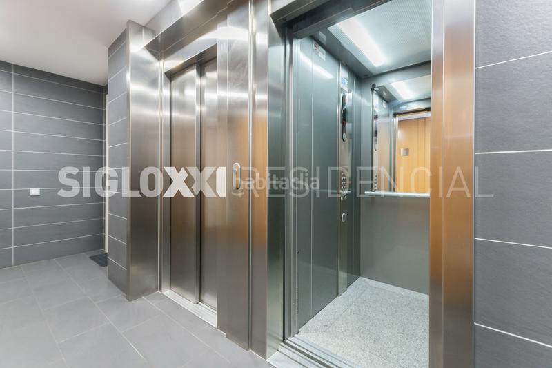 Foto 4548fbd2-9b5b-4289-9498-5af1bf281ac3. Location appartement avec chauffage parking dans St. Pere - Sta. Caterina - El Born Barcelona