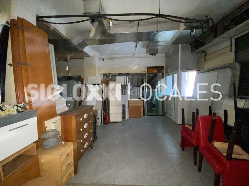Foto 82884570-ef41-491c-aa49-8260c21d88e3. Local comercial en La Sagrera Barcelona
