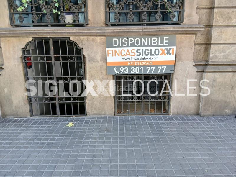 Foto c7c37a0f-b886-4fe2-b0dc-41e21fb0d8f0. Lloguer local comercial a Dreta de l´Eixample Barcelona
