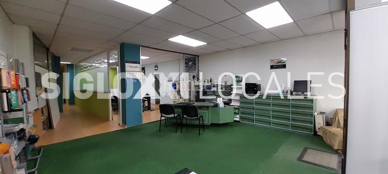 Foto 01ccaae2-11fa-4191-a931-dab0af1e064f. Local comercial en Casagemes Badalona